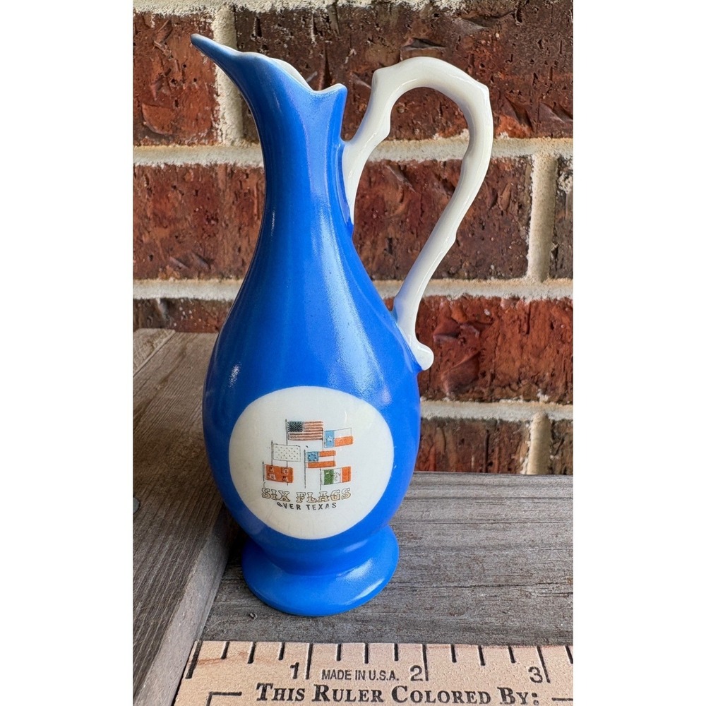Six Flags Over Texas Pitcher Mini Blue Souvenir Vase‎ Vintage 5.5in Cobalt Retro